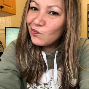 Meet your Posher, Wiona